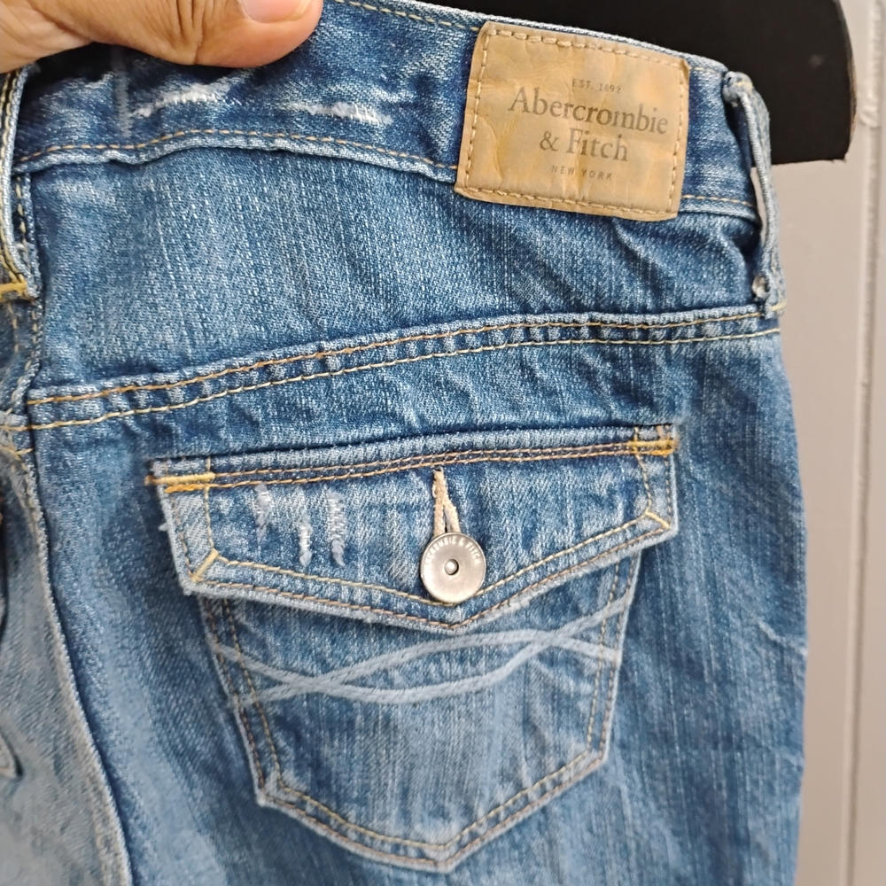 Abercrombie & Fitch Women's Faded Blue Bootcut Jeans - Picture 4 of 7